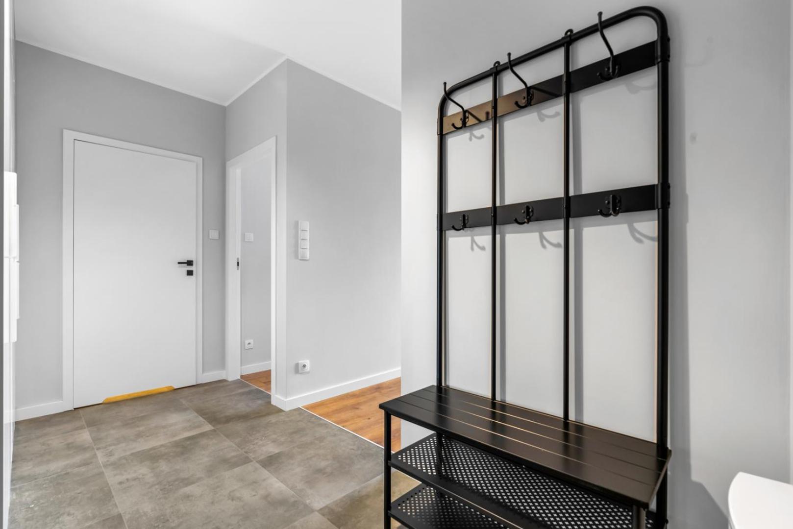 Apartament Bemowo - Parking, Balcony & Workspace - By Rentujemy